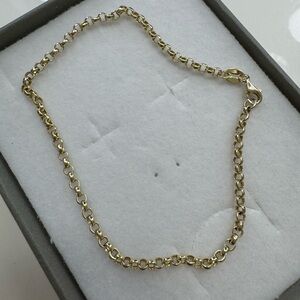 Elegant 10k Gold Chain Bracelet
